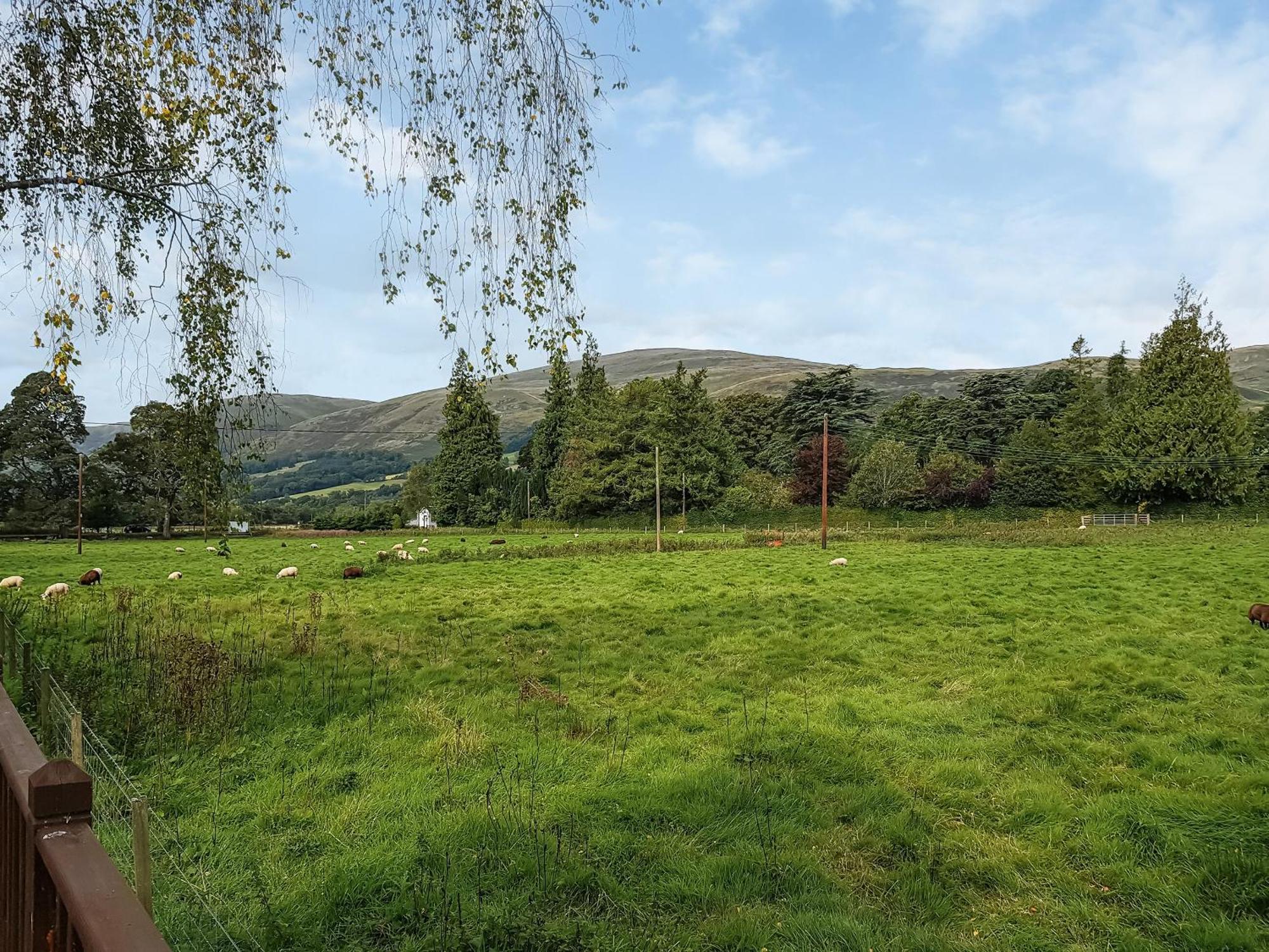 Glenbeagles Lodge Dollar Bagian luar foto